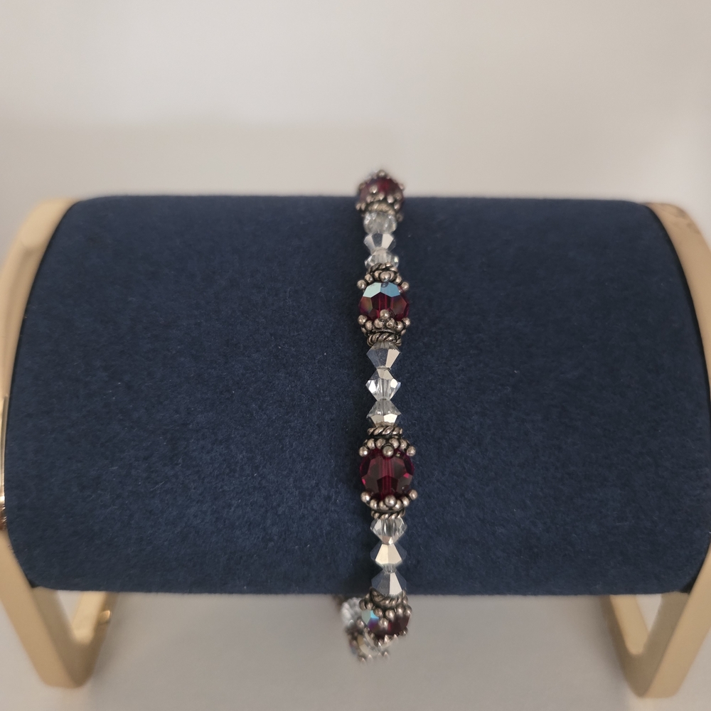 Elegant Swarovski Women's Bracelet